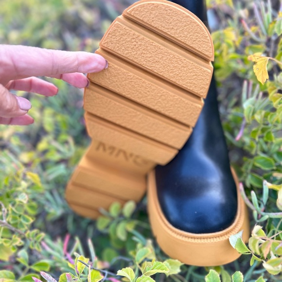 Mango Ankle Boots Size 37 Black Elasticated Sock Chunky Contrast Soles 37/6.5 - Picture 10 of 12